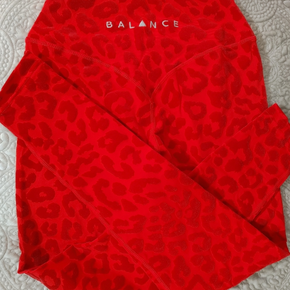 BNWT XS Balance athletica panther fire leggings